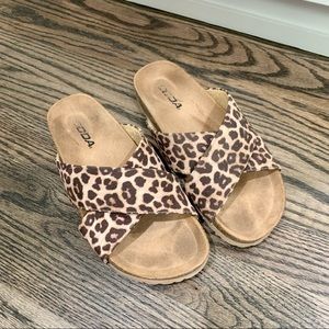 Soda leopard sandals